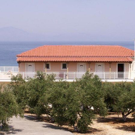 Kastro Beach Hotel ภายนอก รูปภาพ