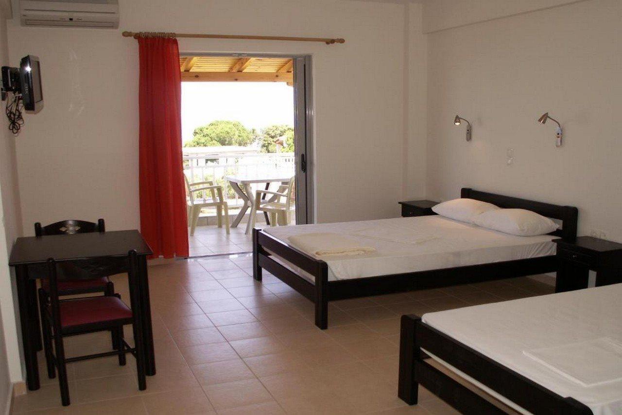 Kastro Beach Hotel ภายนอก รูปภาพ