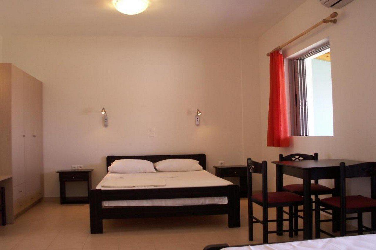 Kastro Beach Hotel ภายนอก รูปภาพ