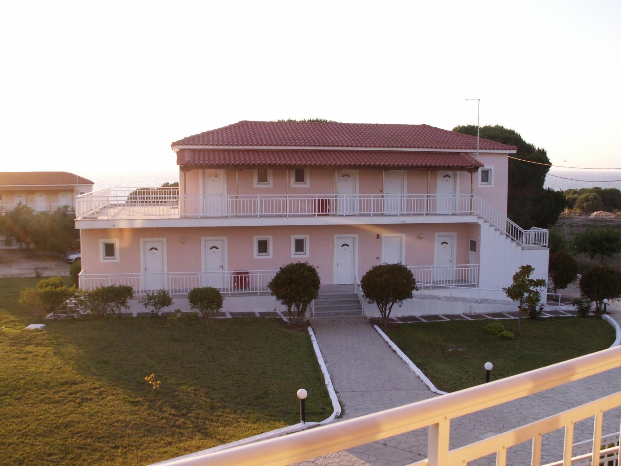 Kastro Beach Hotel ภายนอก รูปภาพ